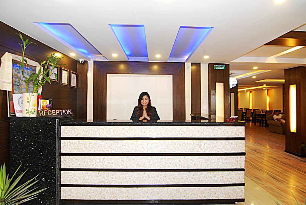 Kathmandu Grand Hotel Esterno foto