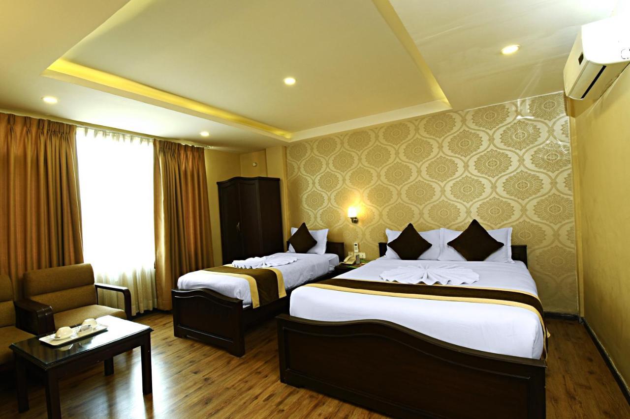Kathmandu Grand Hotel Esterno foto